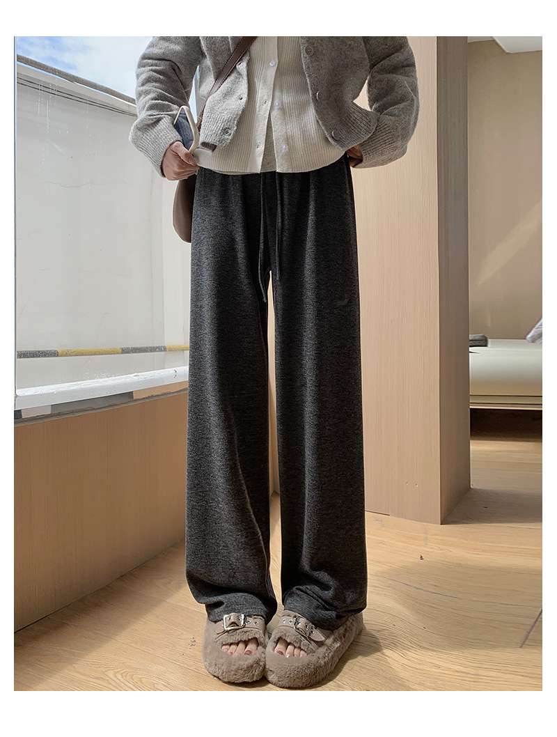 ふんわり楽らくタックワイドパンツ