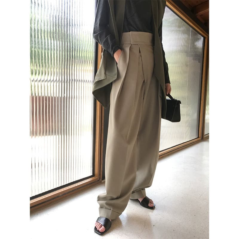 タックワイドパンツ リラックススタイル美脚タックパンツ