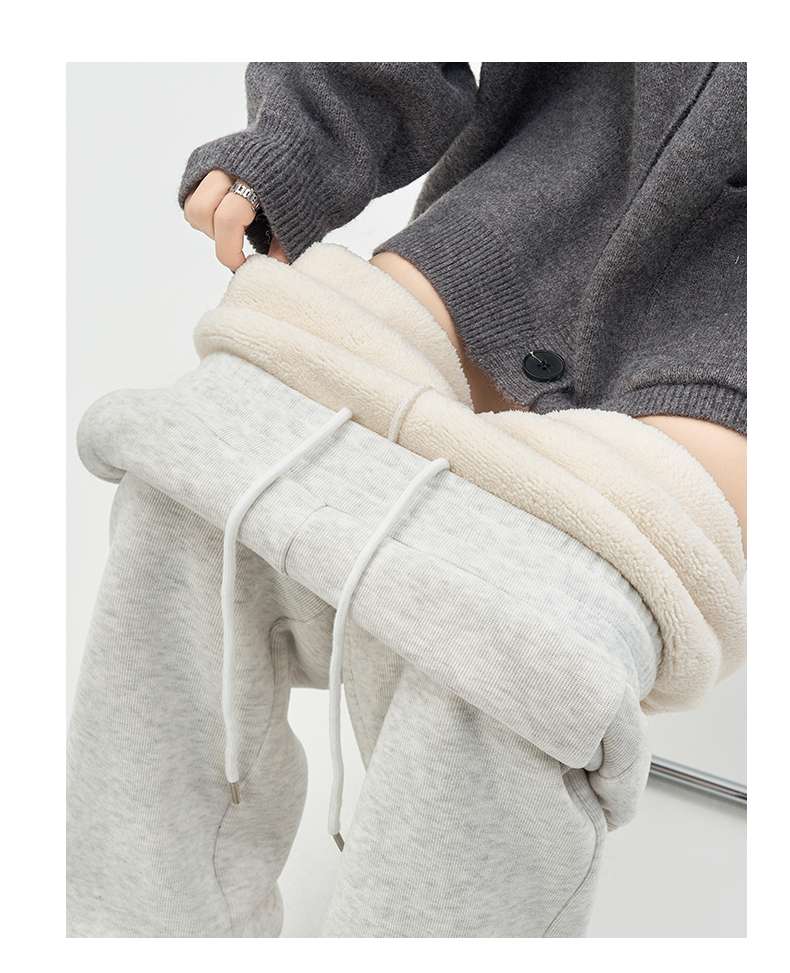 リラックスタックワイドパンツ