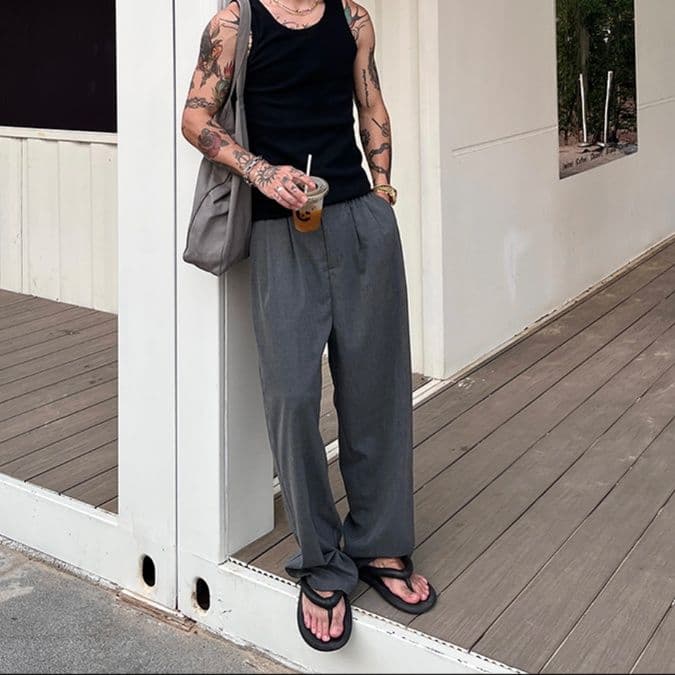タックワイドパンツ ゆったり落ち感タックワイドパンツ
