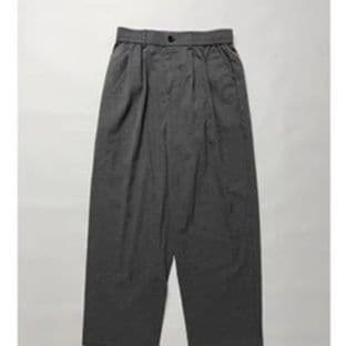 タックワイドパンツ ゆったり落ち感タックワイドパンツ