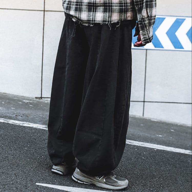 タックワイドパンツ ゆったり立体感デニムタックパンツ