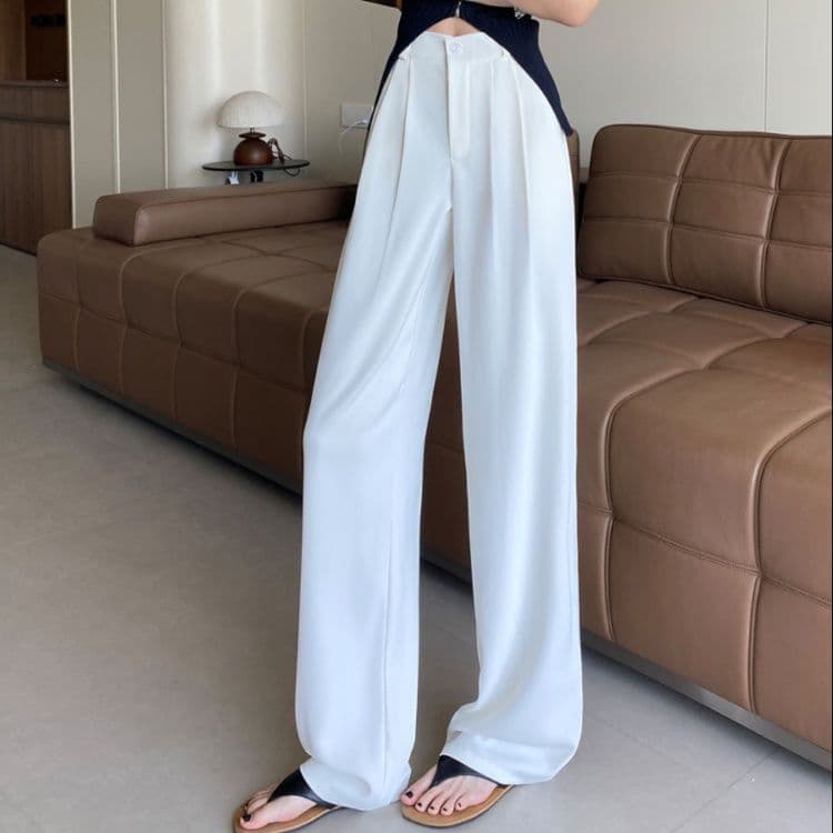タックワイドパンツ 上品フロードレープパンツ