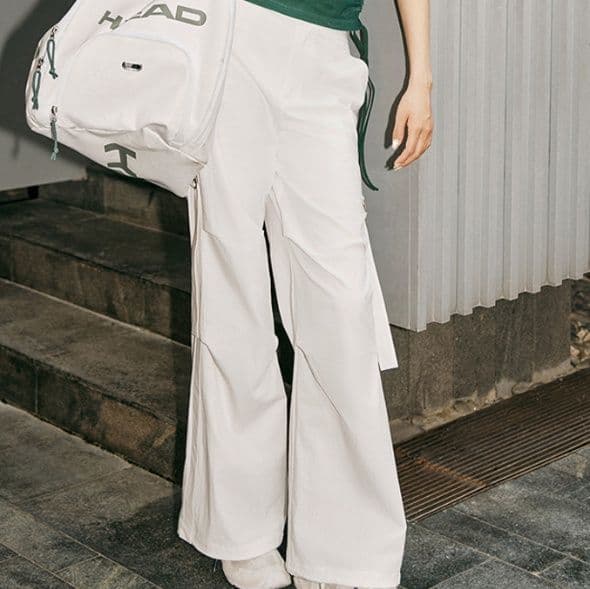 タックワイドパンツ すっきりシルエットタックパンツ