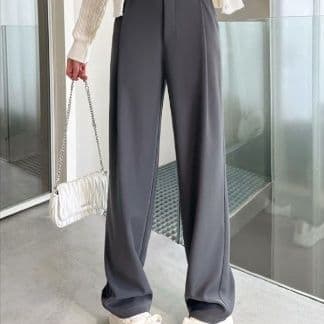 タックワイドパンツ 流れるような美シルエットパンツ