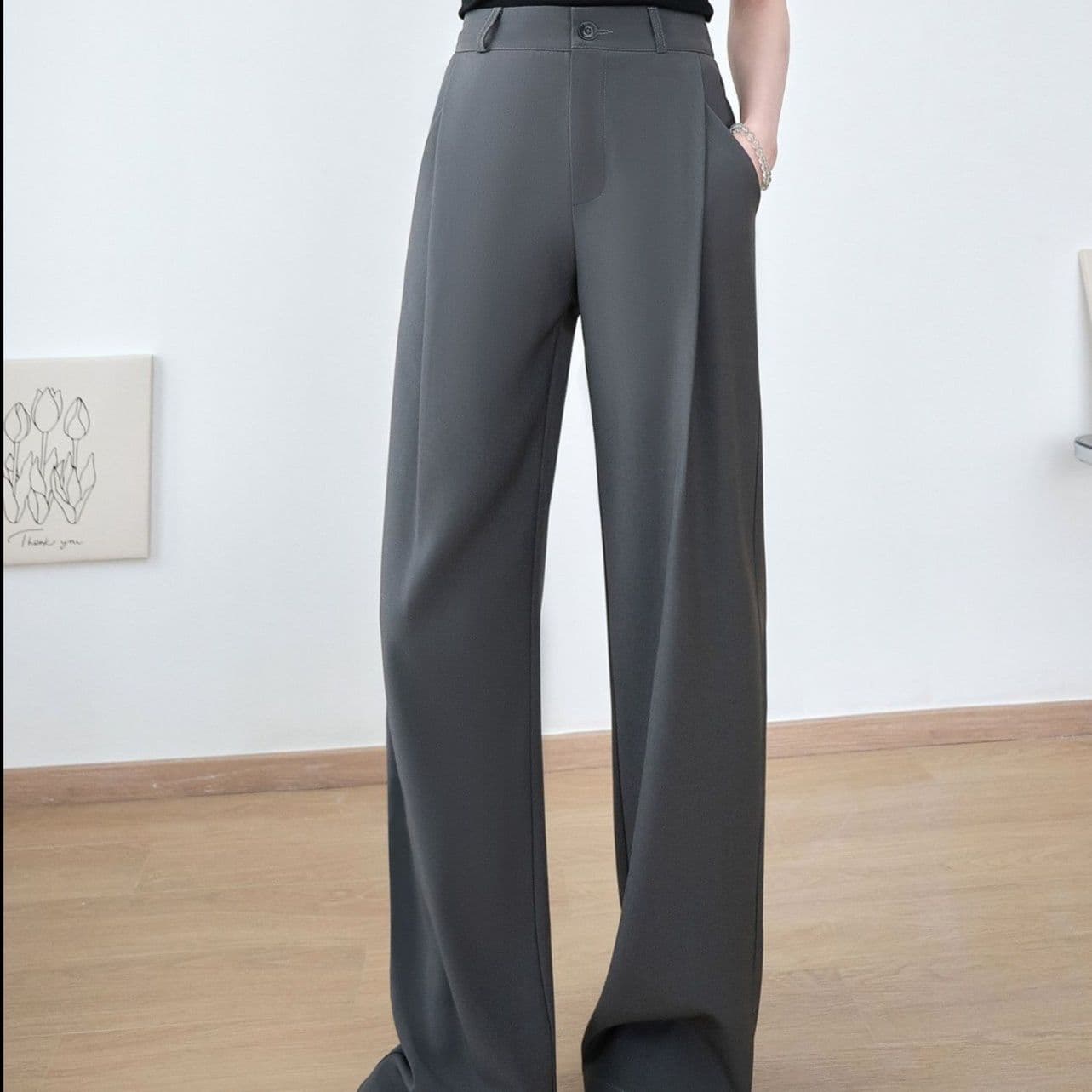 タックワイドパンツ 上質感あふれる美シルエットパンツ
