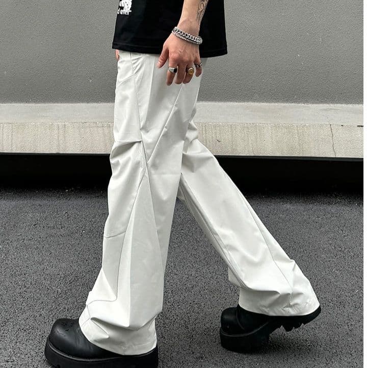 タックワイドパンツ ゆったりシルエットタックワイドパンツ