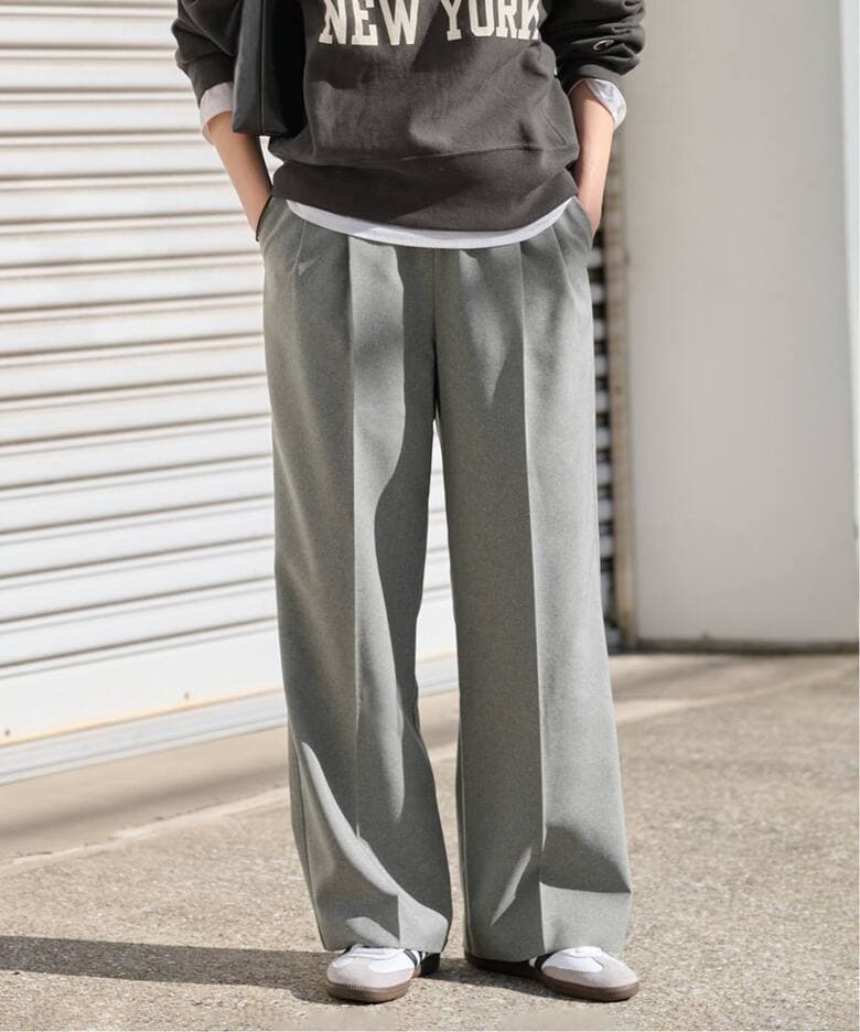 タックワイドパンツ ゆったりドレープタックパンツ