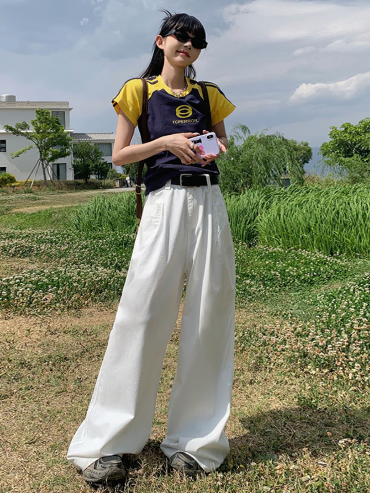 タックワイドパンツ タックワイドパンツ ゆったり贅沢タックワイドパンツ