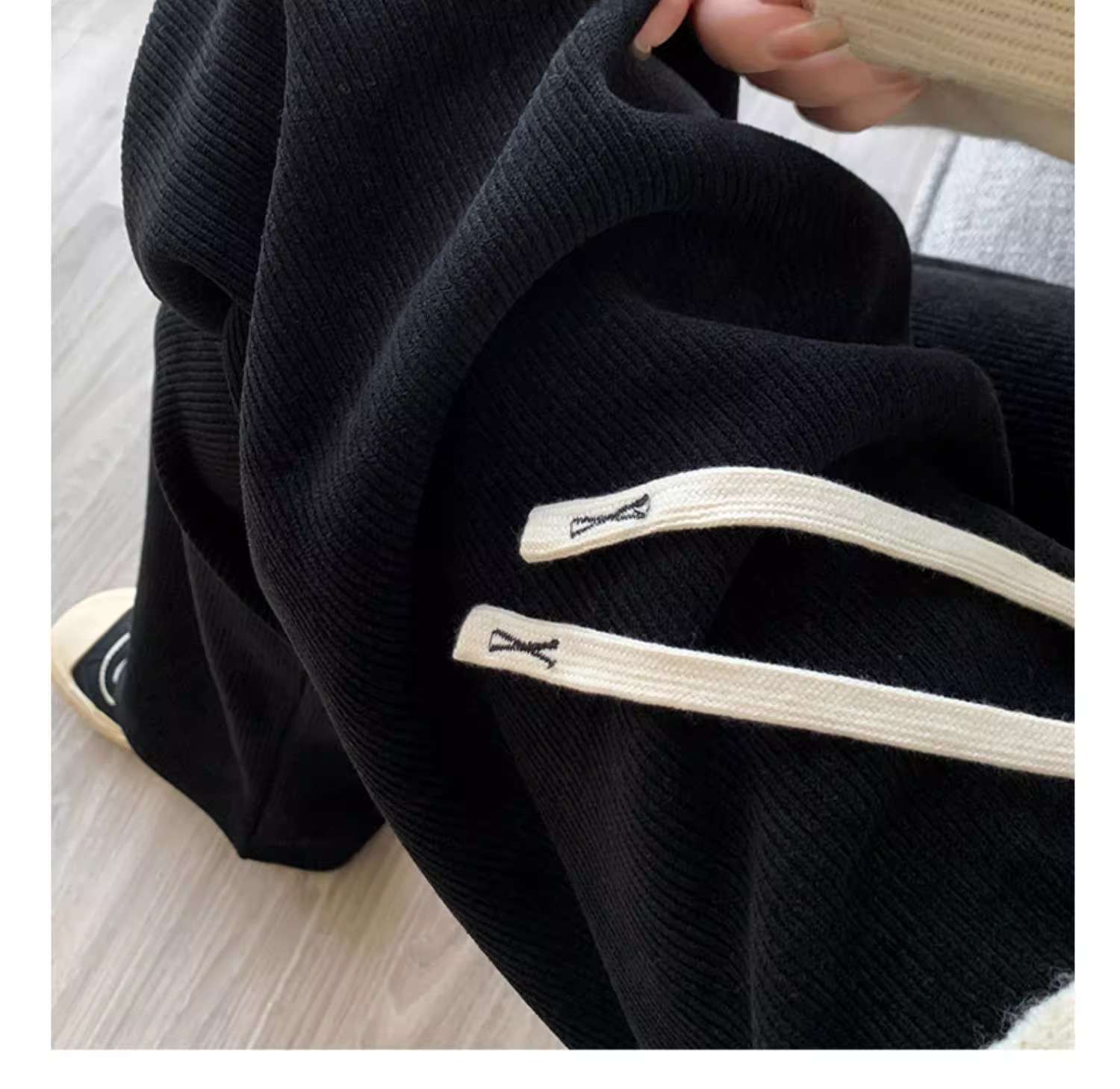 タックワイドパンツ 楽らくゆったりコーデュロイパンツ