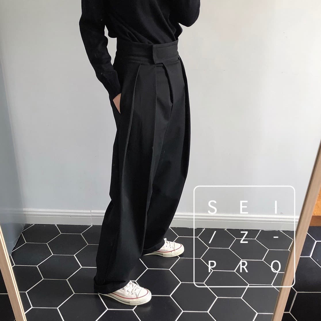 タックワイドパンツ ゆったりタック入りストレッチパンツ