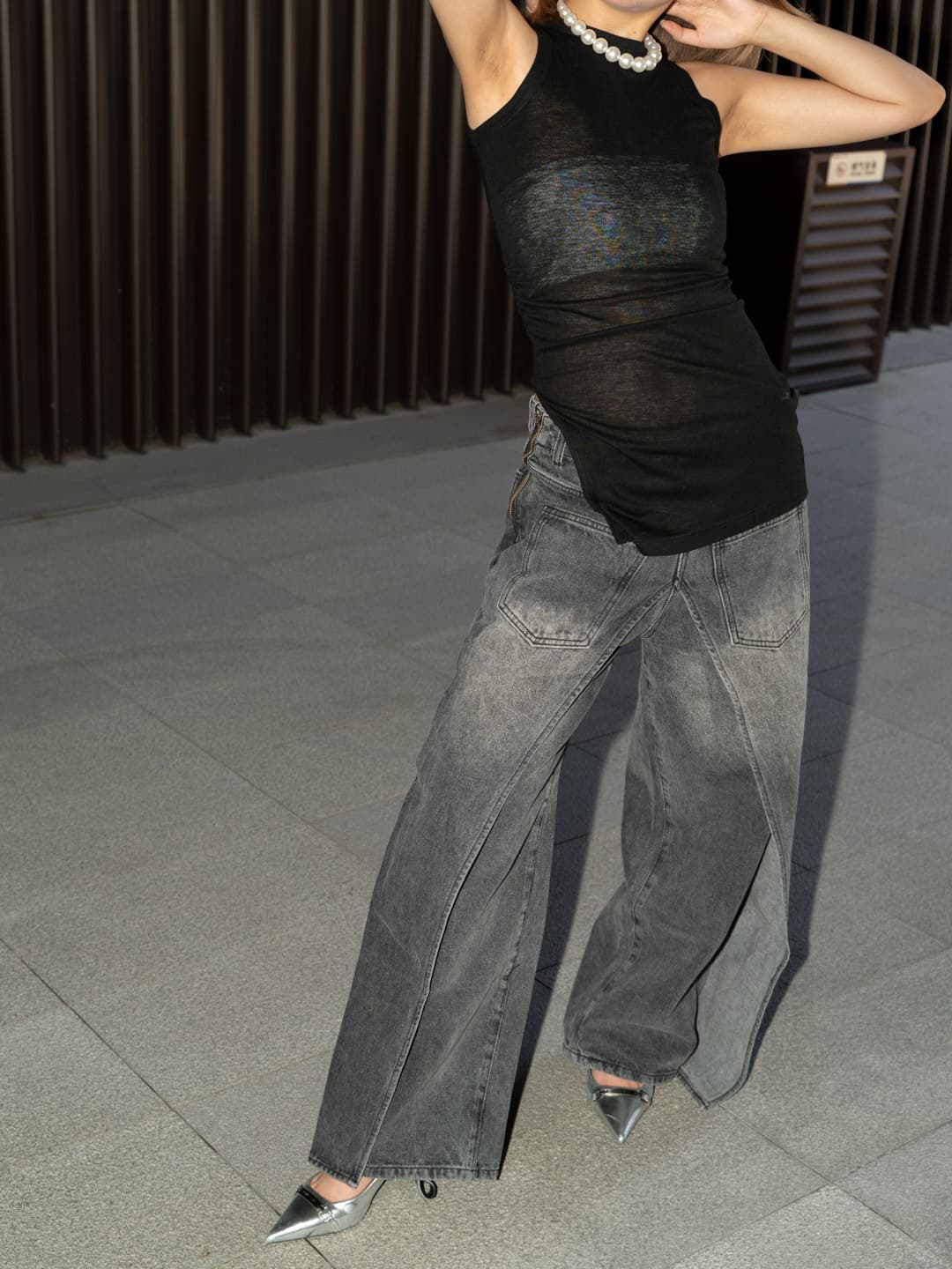 タックワイドパンツ デニムタック入りワイドストレートパンツ