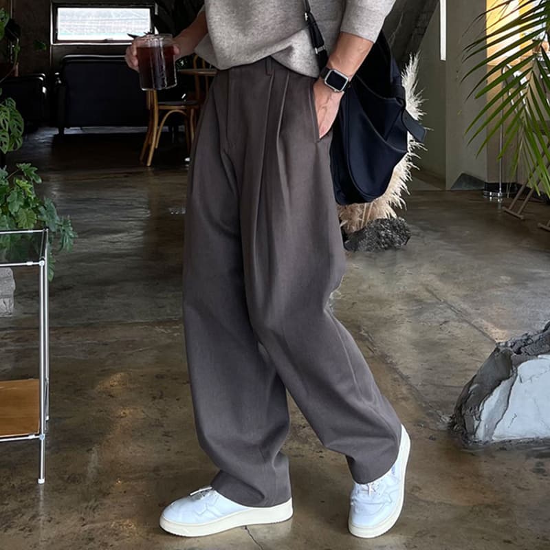 タックワイドパンツ ゆったりドレープタックパンツ