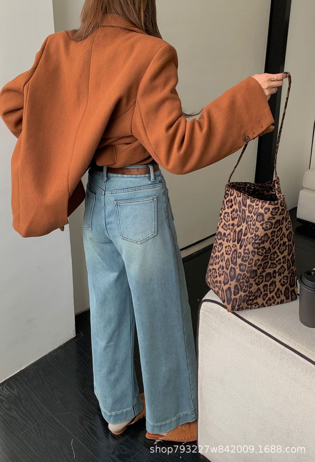 タックワイドパンツ フロントタック入りゆったりデニムパンツ