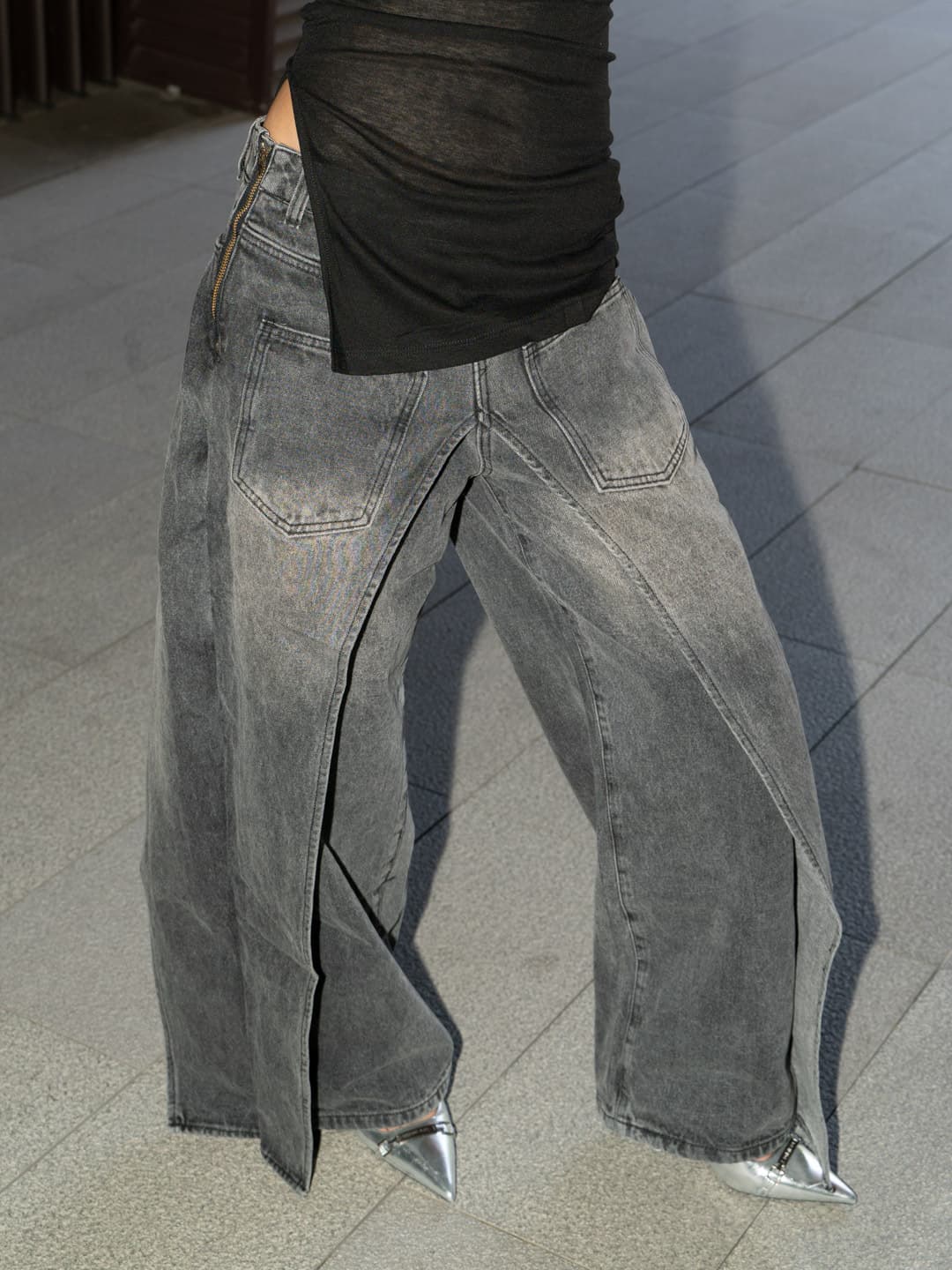 タックワイドパンツ デニムタック入りワイドストレートパンツ