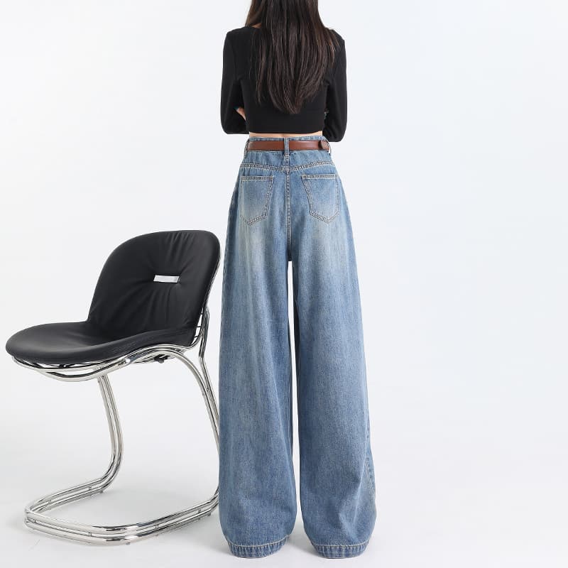 タックワイドパンツ ゆったり流れるタックシルエットデニム