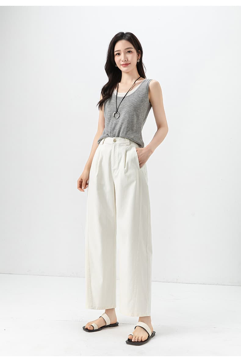タックワイドパンツ 上品なストレートシルエットパンツ