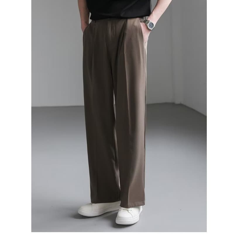 しなやかドレープタックワイドパンツ