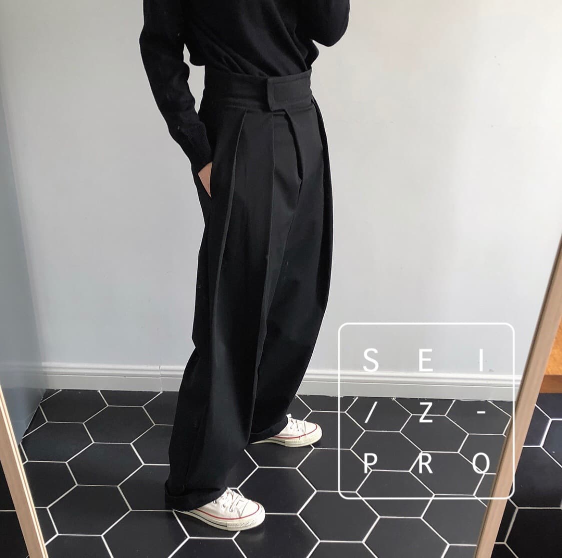 タックワイドパンツ ゆったりタック入りストレッチパンツ