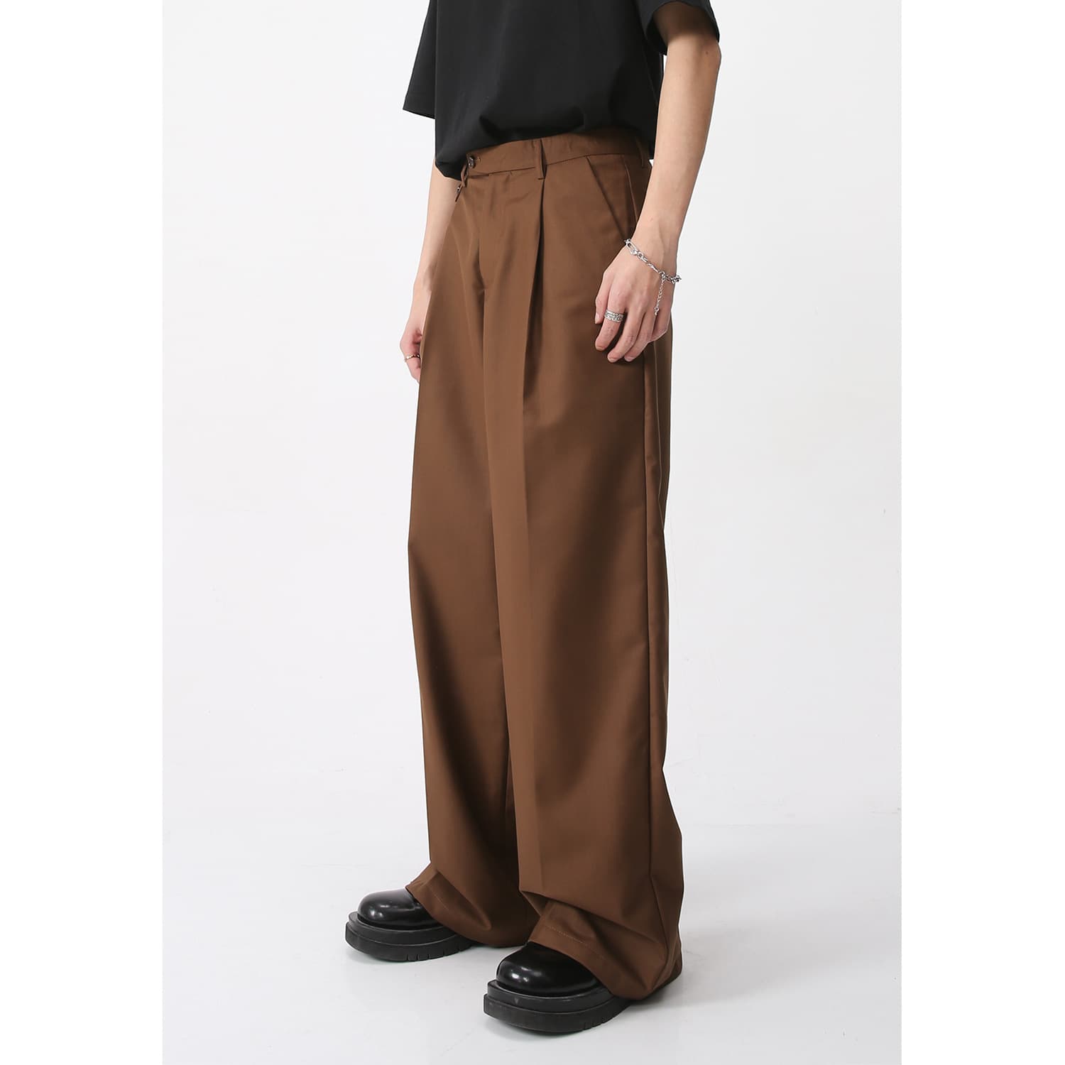 タックワイドパンツ ゆったりタックストレッチパンツ