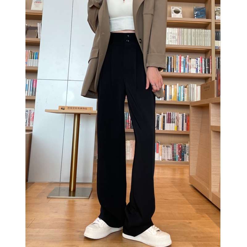 上品な二つボタンハイウエストワイドタック黒パンツ